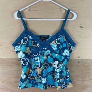 International Concepts 90’s Y2K Crop Tee